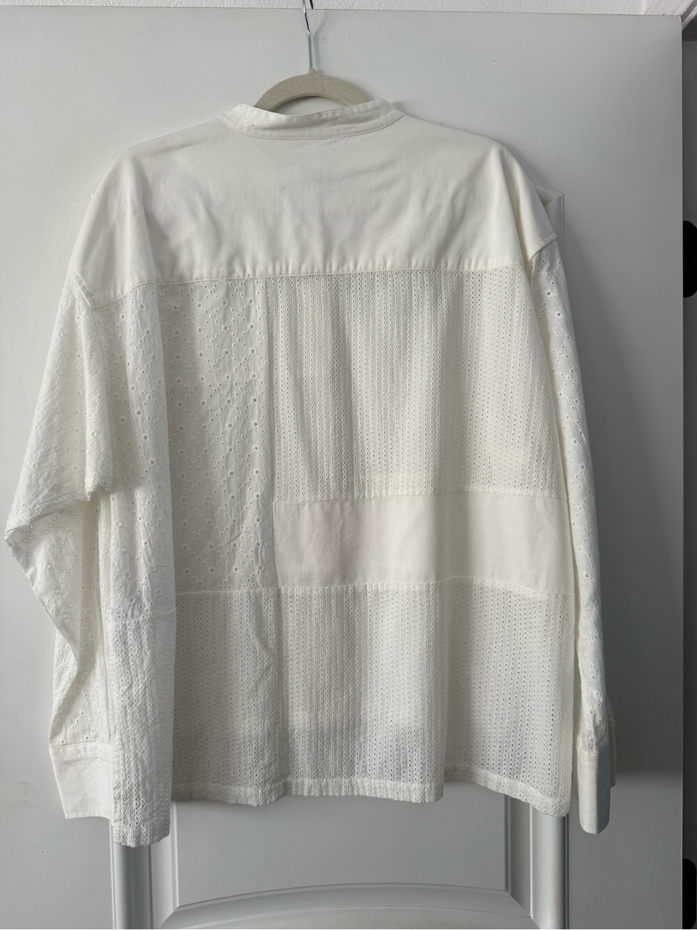 CLOSED /// White Eyelet Button-Down Women's Shirt Size - Picture 11 of 13